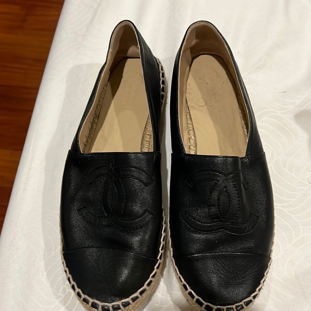 Chanel leather shoe